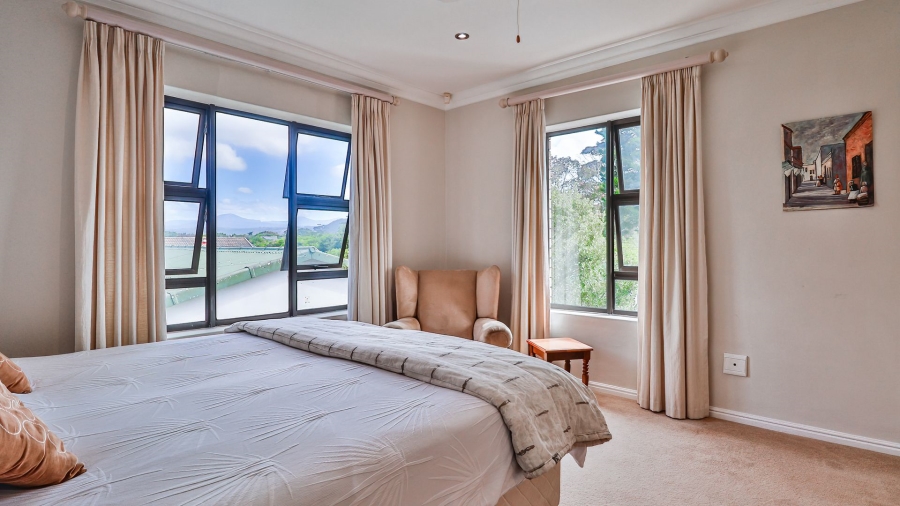 3 Bedroom Property for Sale in The Island Western Cape